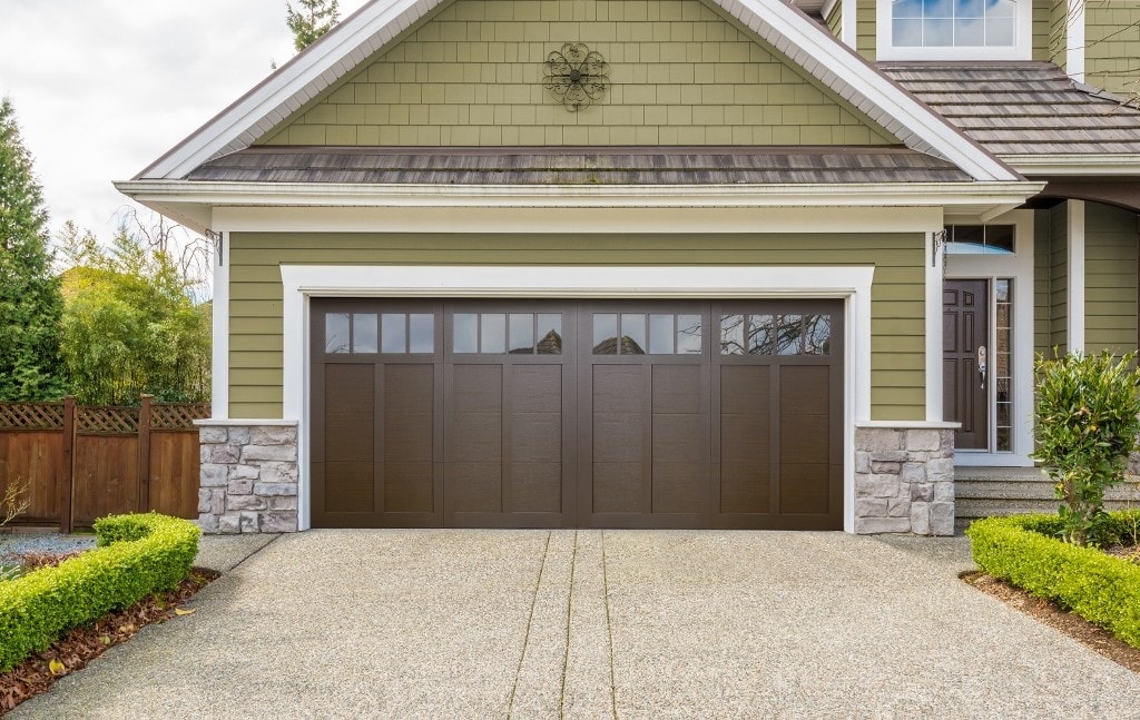New Wood Grain Finish Options Available on American Tradition Series™ Garage Doors Extreme How To