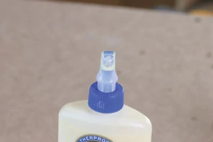 Always make sure the glue bottle tip is cleaned and closed after each glue job.