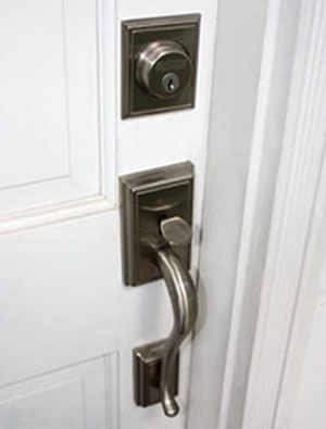 How to install a handleset on your front door