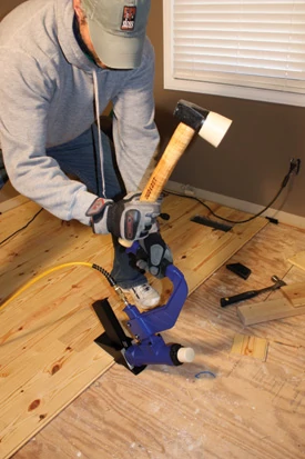 A pneumatic flooring stapler is a popular choice for professional installers. DIY’ers can usually find floor staplers available at rental outlets. The Duo-Fast FloorMaster 200-S fastens with a rock-solid connection using 2-inch, 15-gauge wire staples.