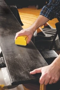 The Dust-Free Sponge Sander from Hyde Tools cuts down on cleanup time by eliminating up to 95% of dust caused by sanding. It has a small profile, easy-to-grip sanding head for use on flat surfaces, edges and corners, and will fit any standard shop-type or industrial vacuum. 