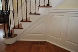 Wainscoting clipped corner