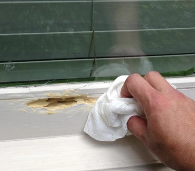 Apply the Putty in ¼” coats, allowing the product to dry between applications 