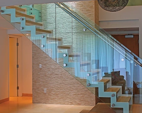 standoff_glass_railing_stairs