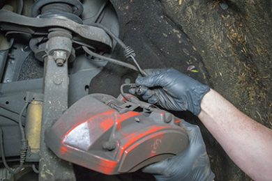 Installing New Brake Rotors and Pads - Extreme How To