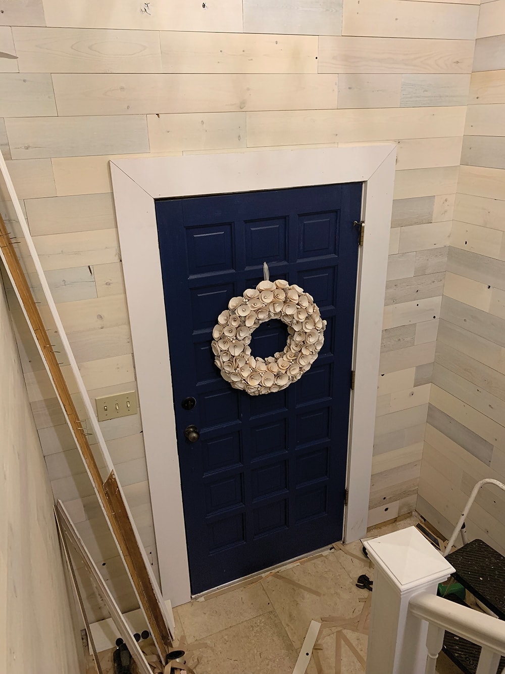 Peel-and-stick Planks of Reclaimed Wood Make Striking Wall Décor