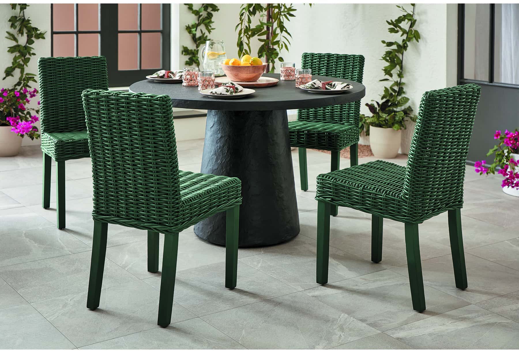 Krylon® Announces 2023 Color of the Year Spanish Moss Extreme How To