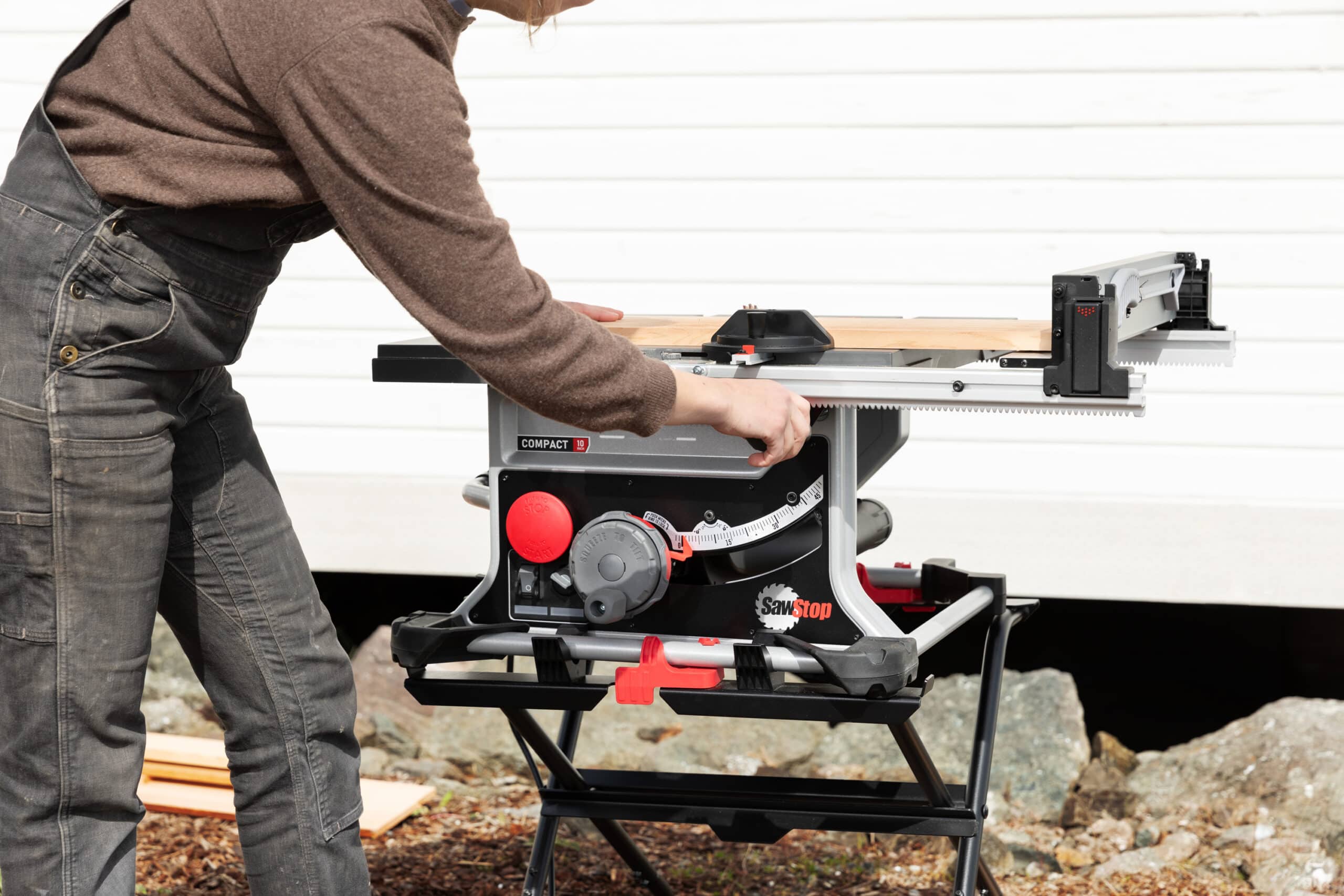 Sawstop 10 on sale table saw