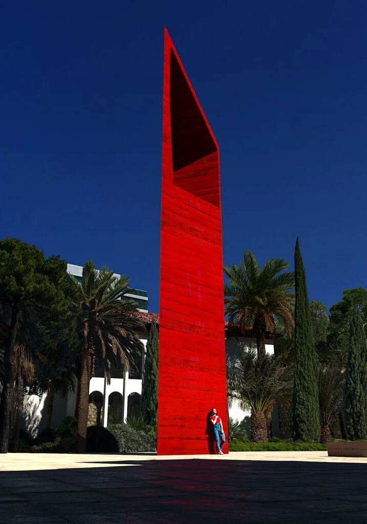Red monoliths