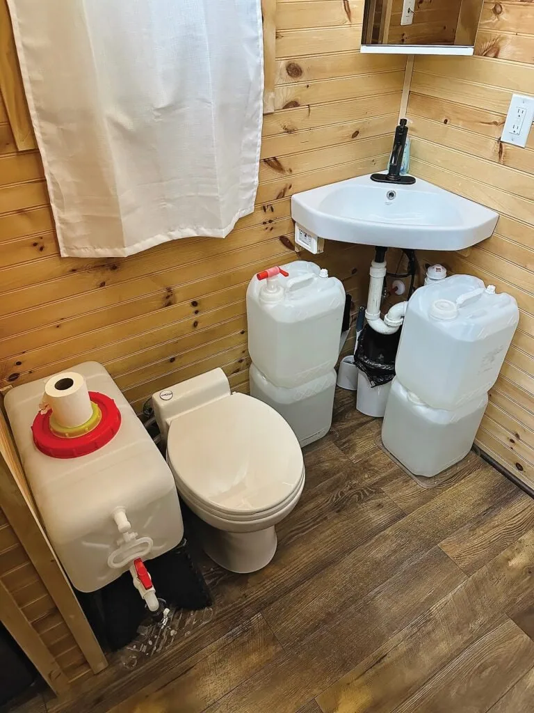 Sanimarin 4 macerating toilet system