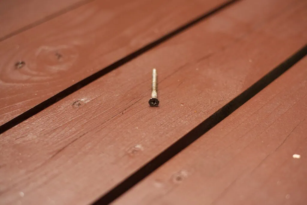 Face screw