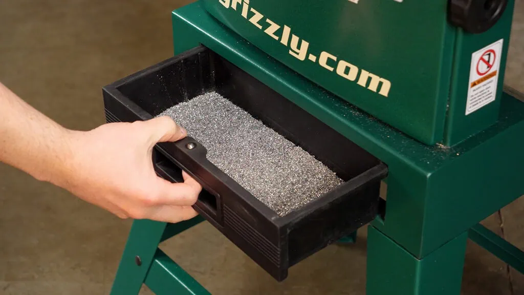 Grizzly Industrial 10" Vertical Metal-Cutting Bandsaw 