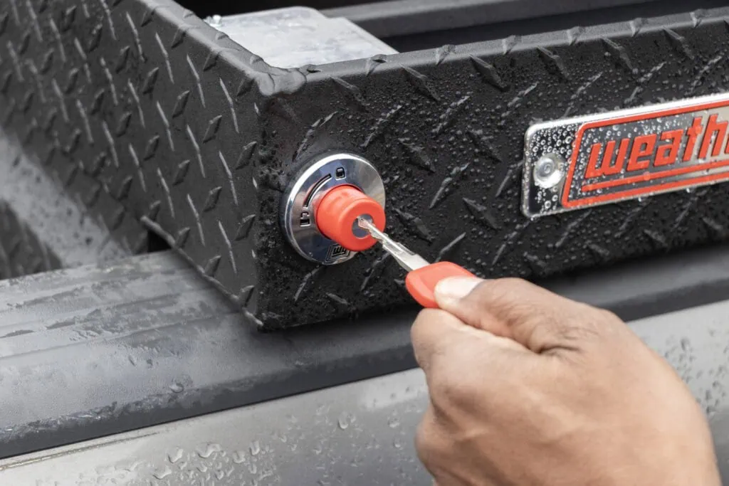 WEATHER GUARD® 1KEY ULTRALOCK™