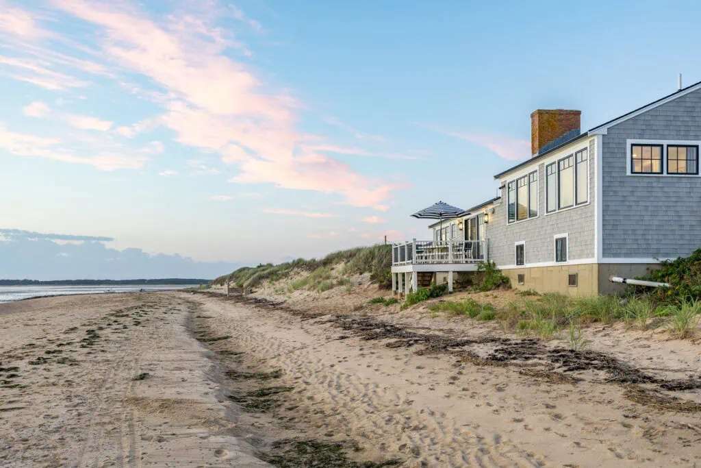 Beach House Shake® in Atlantica by Tando Composites