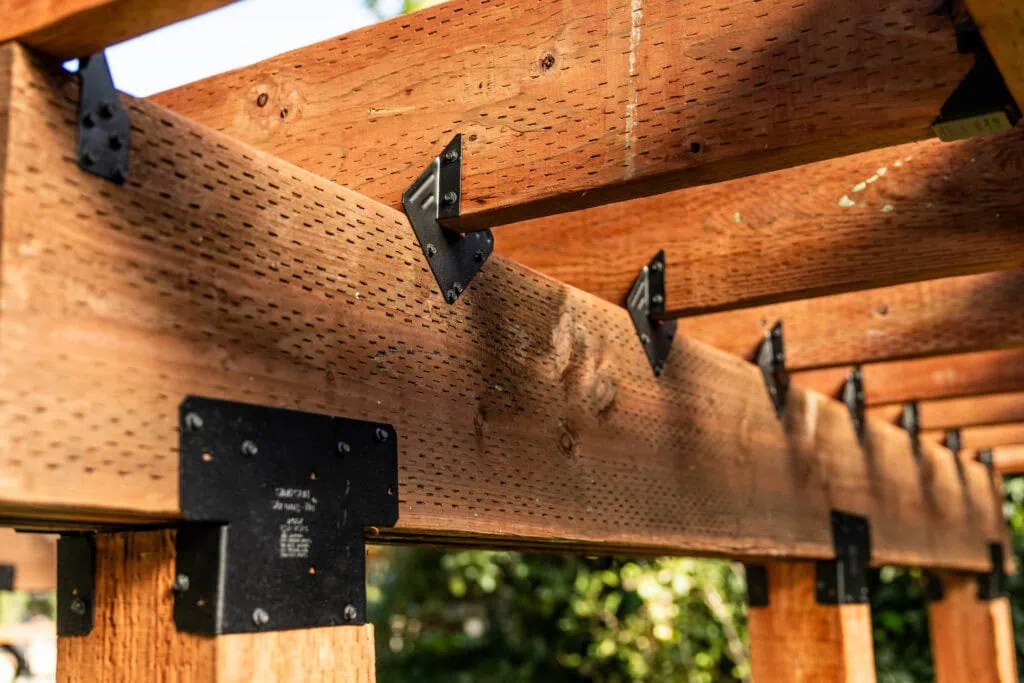 Simpson Strong-Tie Outdoor Accents® Essentials
