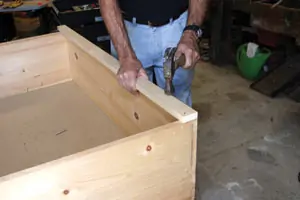 how to build a simple cabinet box