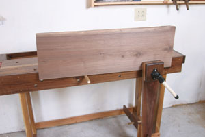 Build a Classic Workbench - Extreme How To